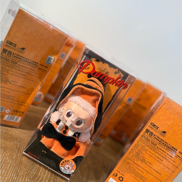 Authentic Pop Mart Labubu Magic of Pumpkin Mokoko Vinyl Plush Pendant - Picture 12 of 16